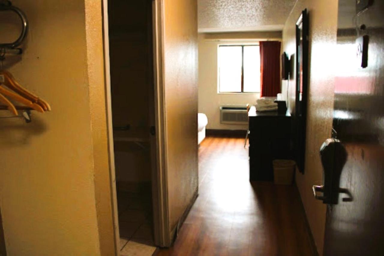 Oyo Hotel Tulsa Ok, I-44 Eksteriør bilde