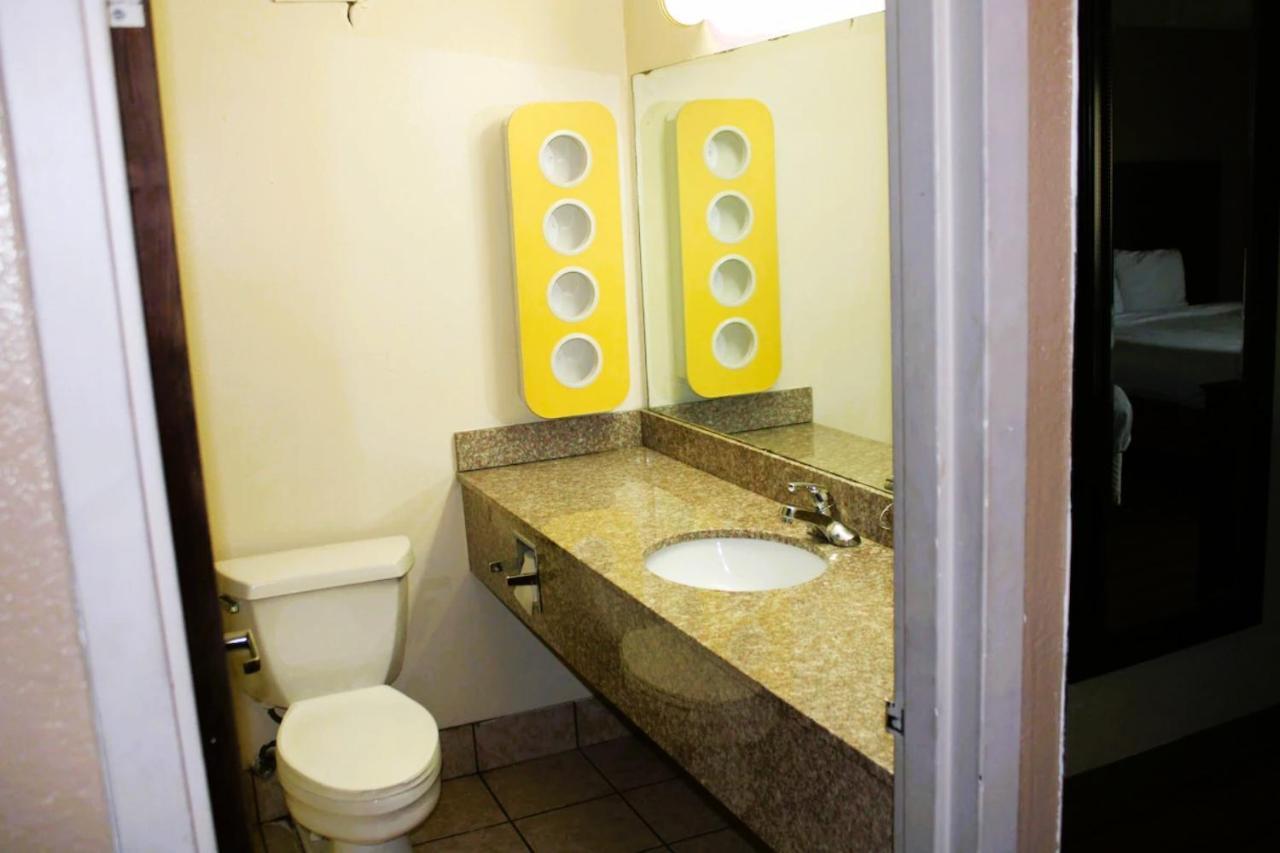 Oyo Hotel Tulsa Ok, I-44 Eksteriør bilde
